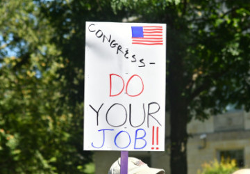 Congress is Caught Between the Checks and&nbsp;Balances